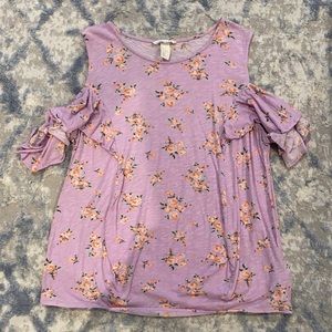 H&M Floral Maternity top with peak-a-boo shoulders